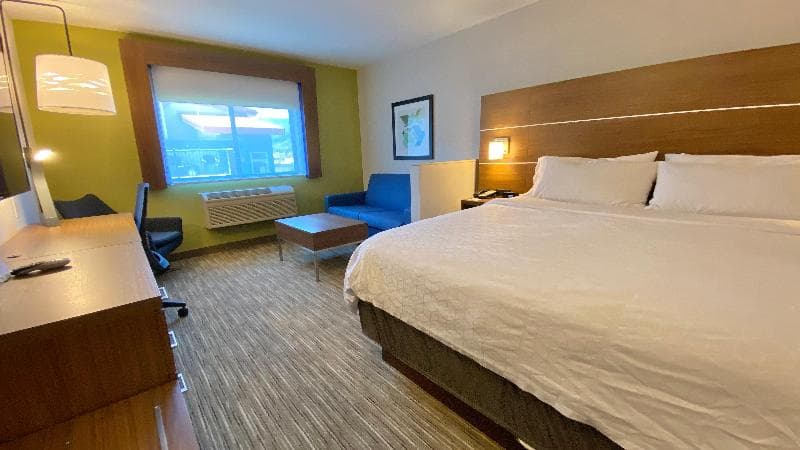 Holiday Inn Express & Suites Park City 3