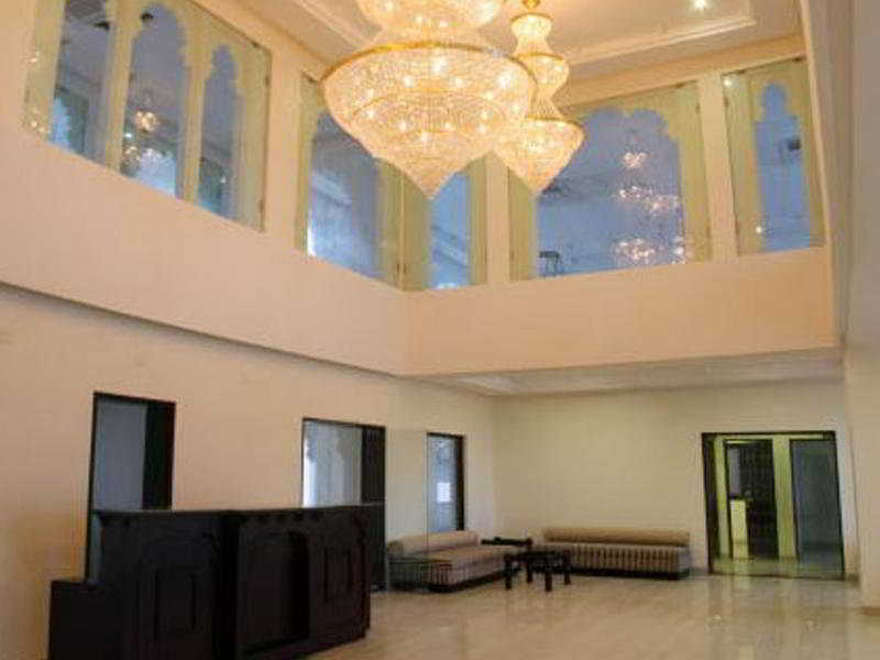 Lake Palace Nahargarh main