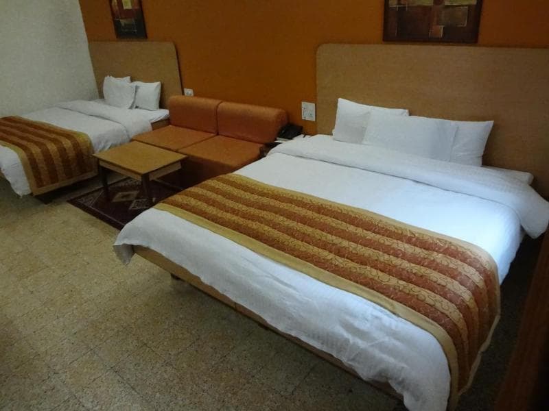 Chateau Windsor Hotel 5