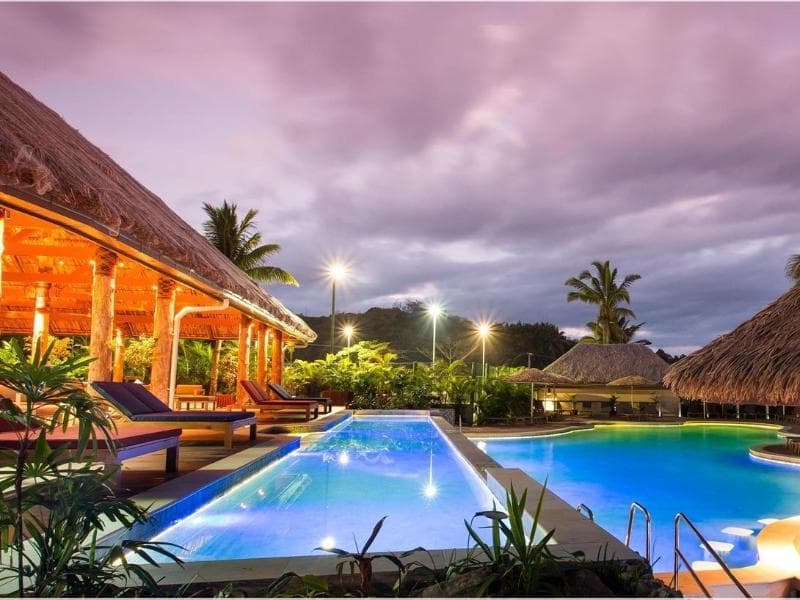 Outrigger Fiji Beach Resort 5