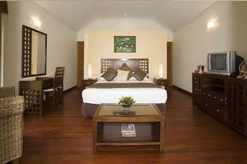 The Naviti Resort 5