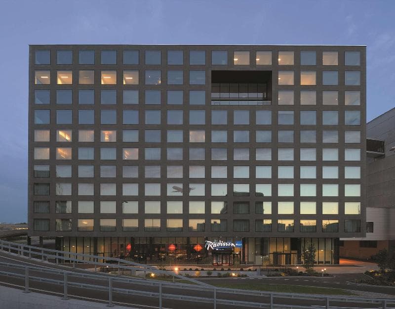 Radisson Blu Hotel, Zurich Airport 4