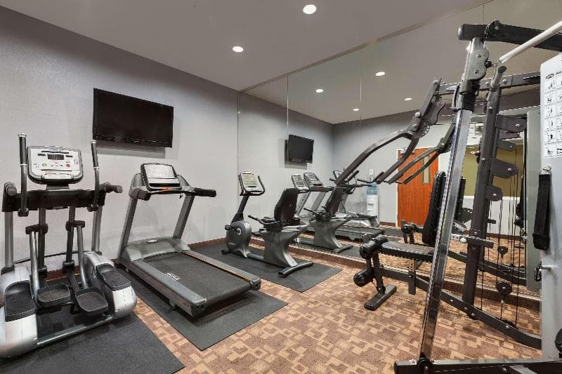 Best Western Plus Peppertree Inn at Omak 2