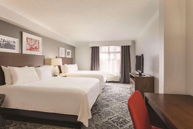 Radisson Hotel Dallas North-Addison 5