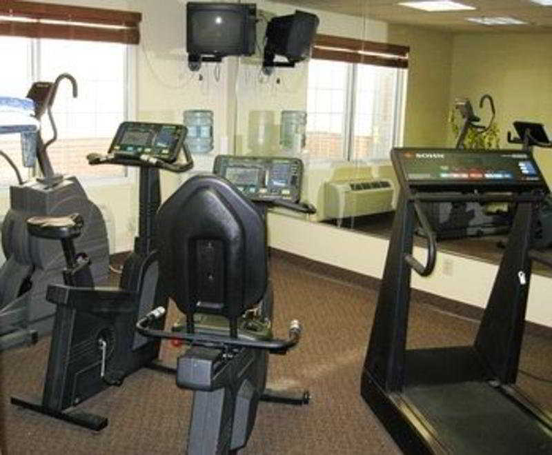 Country Inn & Suites by Radisson, DFW Airport South, TX 4
