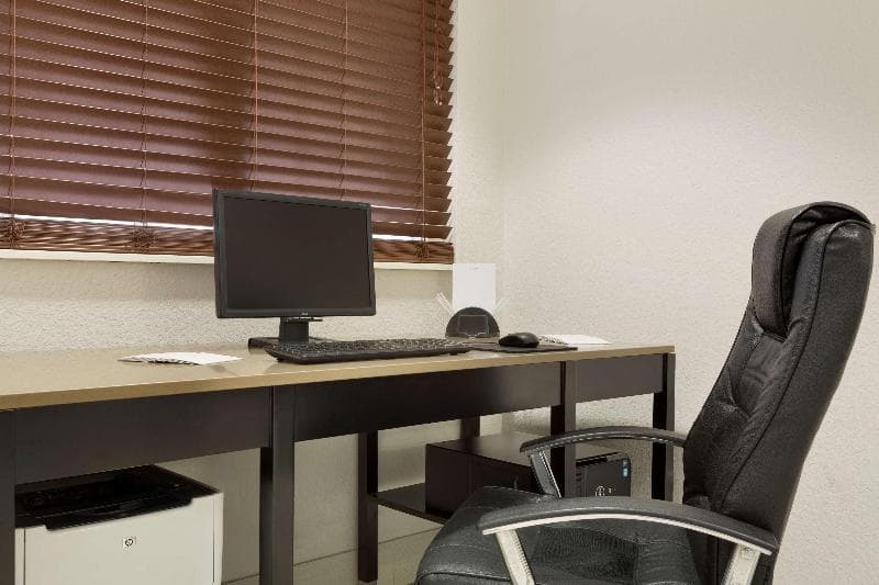 Country Inn & Suites by Radisson, DFW Airport South, TX photo 1