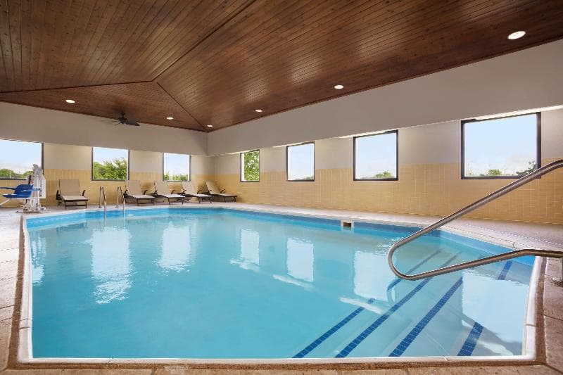 Country Inn & Suites by Radisson, DFW Airport South, TX 3