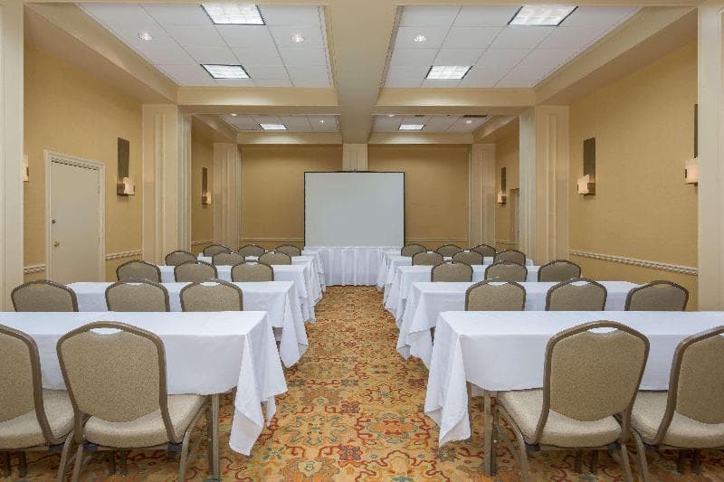 Midtown Garden Hotel photo 1
