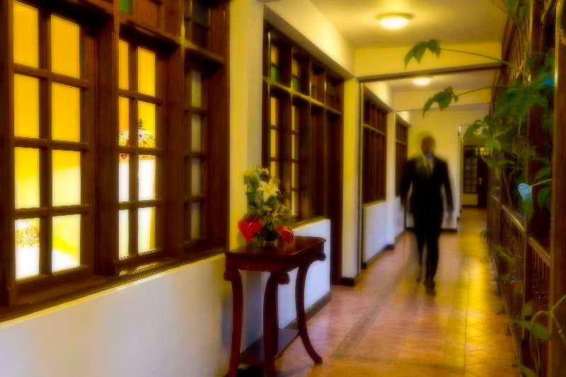 Protea Hotel Dar es Salaam Courtyard 3