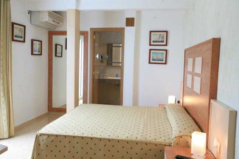 Hotel Internacional Calella 4