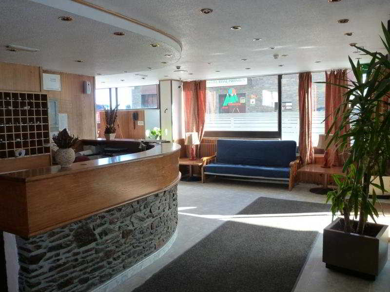 Crest Pas Apartments photo 1