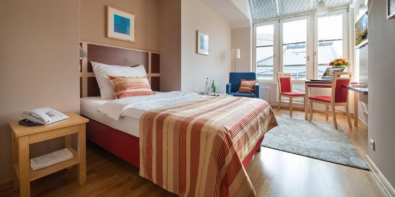 EA Hotel Juliš 4
