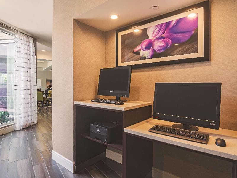 La Quinta Inn & Suites Oklahoma City North West Expressway 3