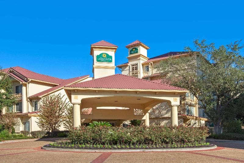 La Quinta Inn & Suites by Wyndham Houston Galleria Area photo 1
