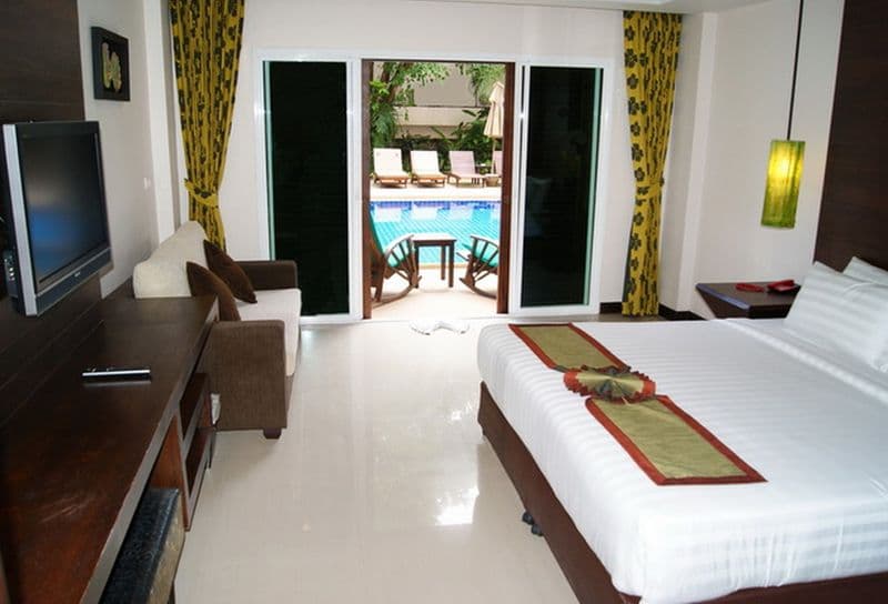 Thanthip Beach Resort photo 1