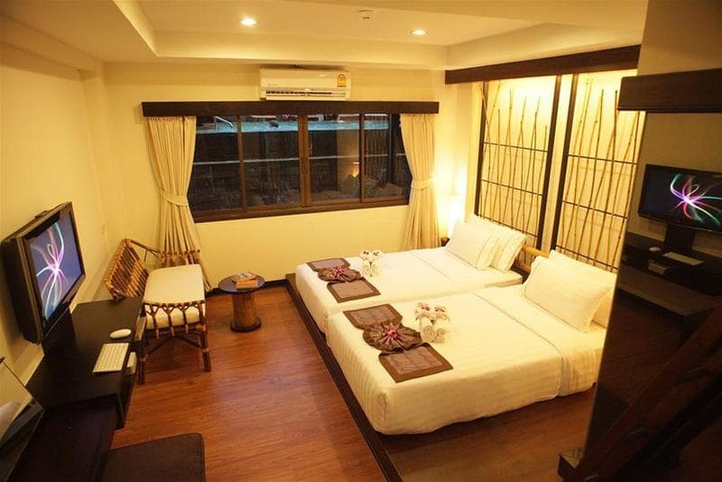 Bamboo House photo 1