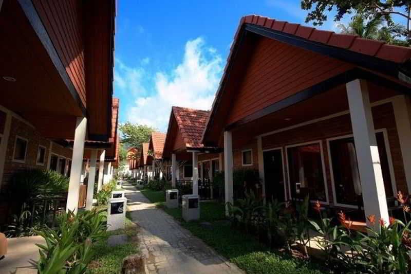 Ocean Breeze Resort Khaolak 3