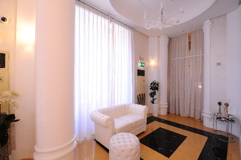 Artemisia Palace 4