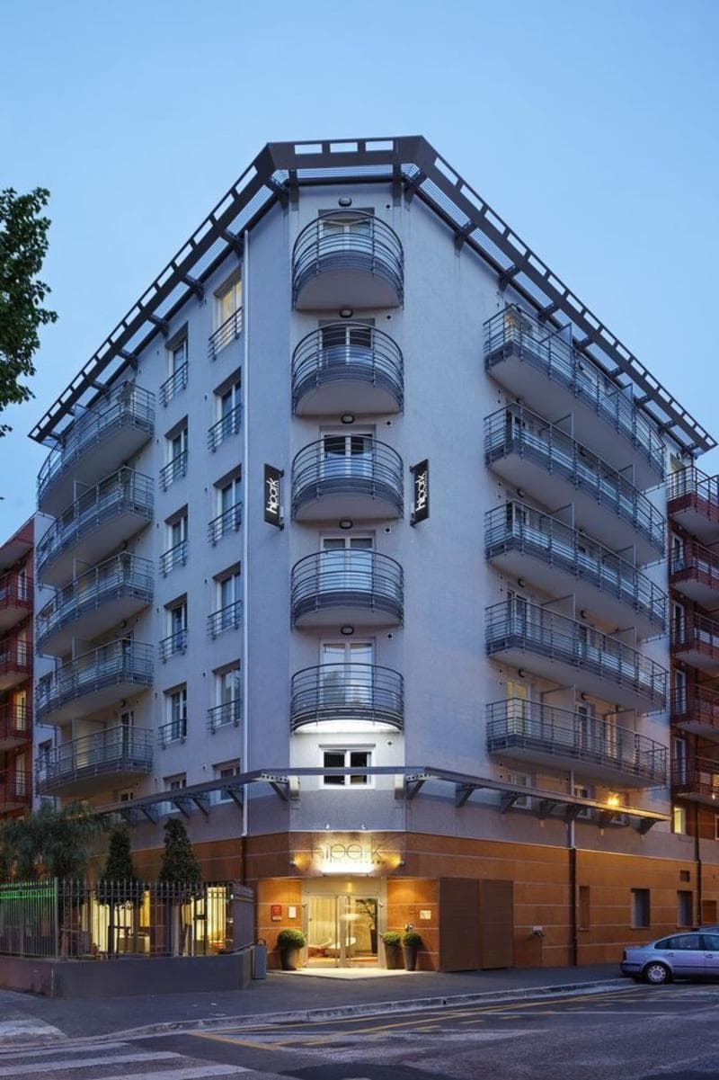 Adagio Nice Centre 3