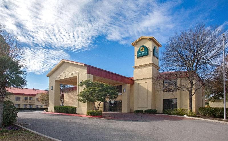 La Quinta Inn by Wyndham San Marcos 5