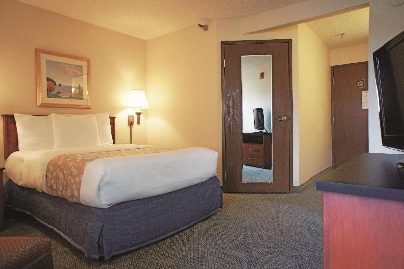 La Quinta Inn & Suites El Paso West Bartlett 4