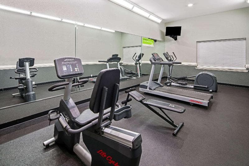 La Quinta Inn & Suites by Wyndham Brownsville North 3