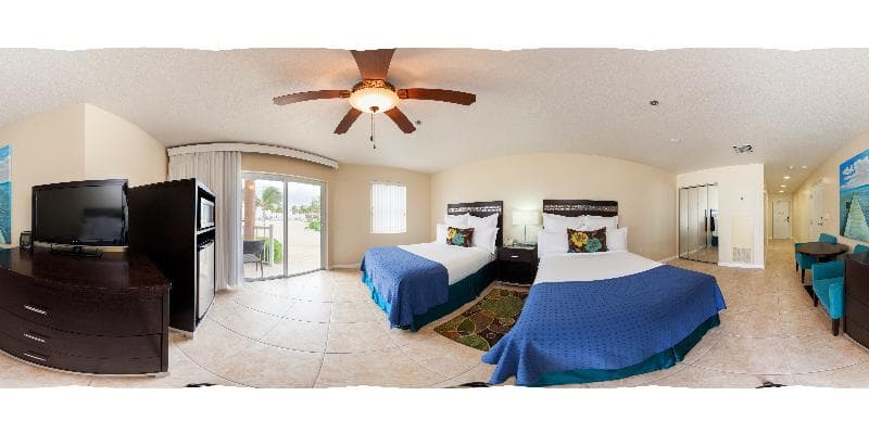 Holiday Inn Resort Grand Cayman 4