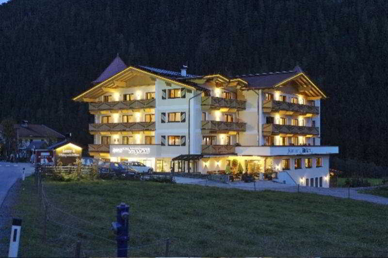 Alpinhotel Berghaus main