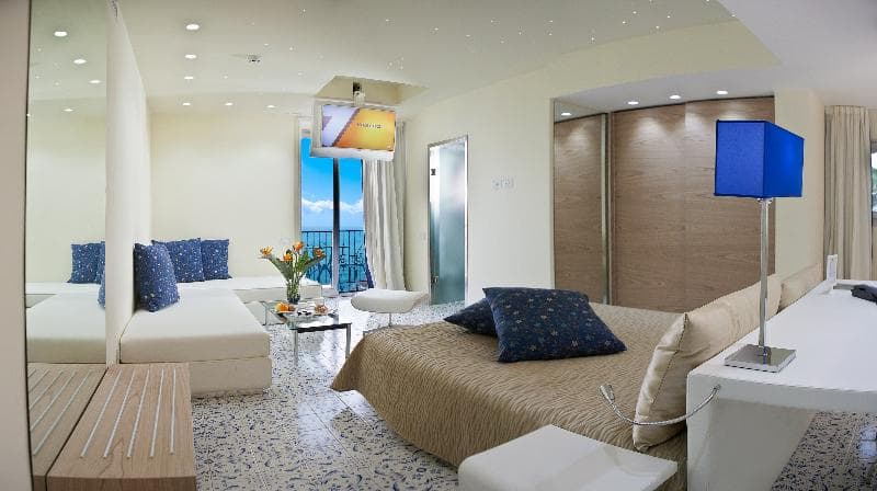 Lloyd's Baia Hotel 3