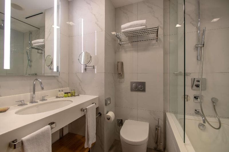 DoubleTree by Hilton Hotel Istanbul - Moda 4