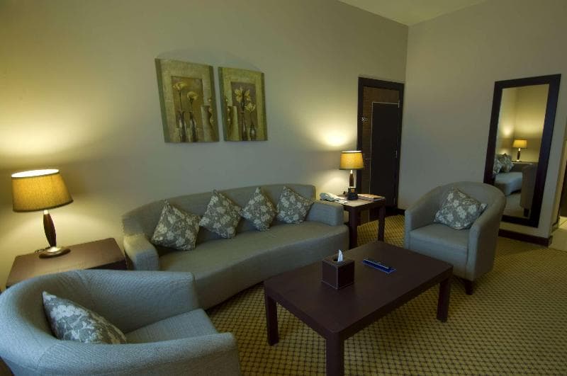 Hilton Garden Inn Riyadh Olaya 5