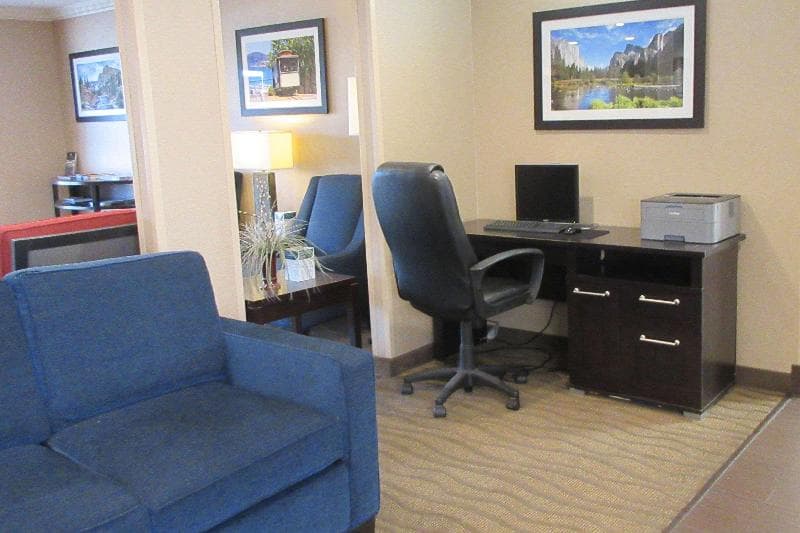 Comfort Inn Modesto photo 1