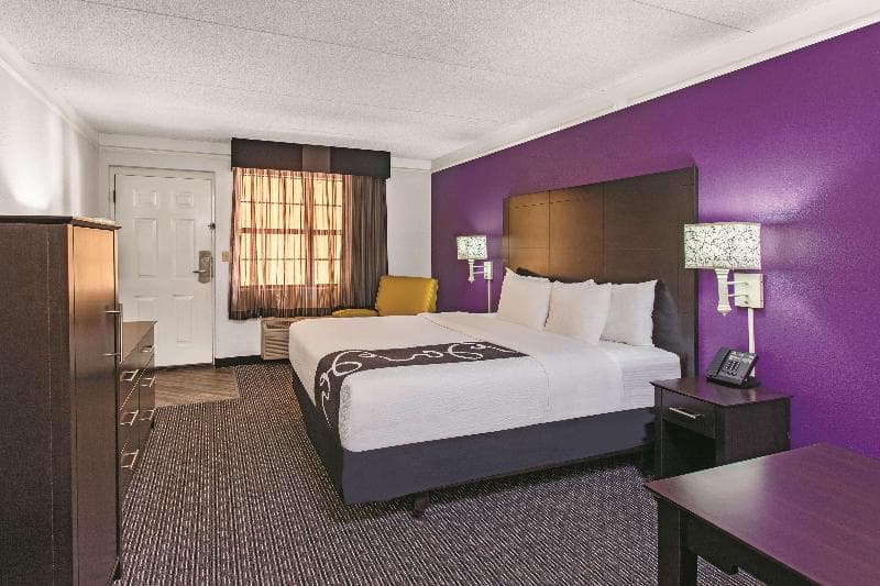 La Quinta Inn by Wyndham Fresno Yosemite 4