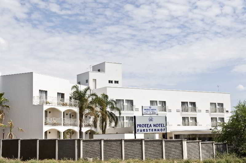 Protea Hotel Windhoek Fürstenhof 2