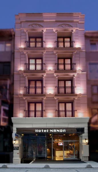 Nanda Hotel photo 1