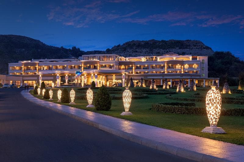 La Marquise Luxury Resort Complex 3