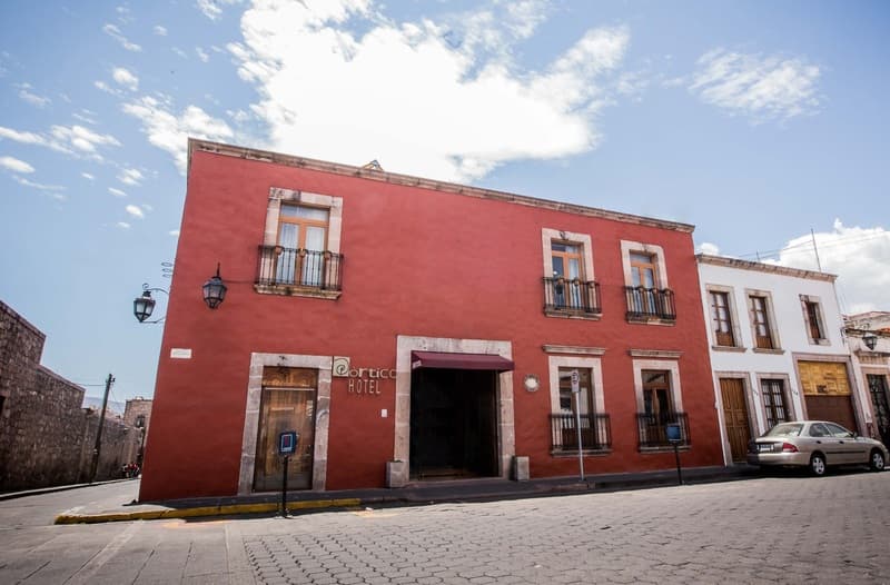 Portico Hotel Cultural main