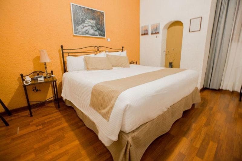 Portico Hotel Cultural 3