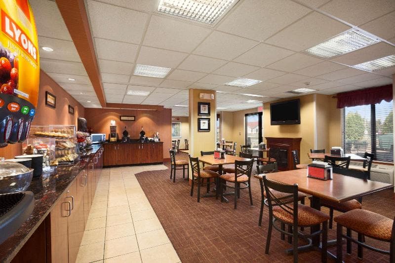 Ramada by Wyndham Wisconsin Dells 5