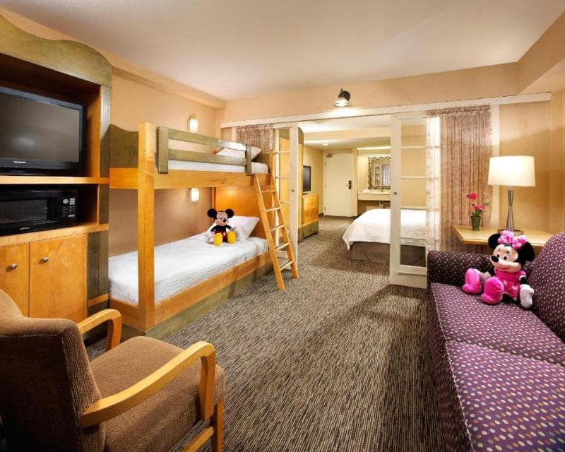 Anaheim Portofino Inn And Suites photo 1