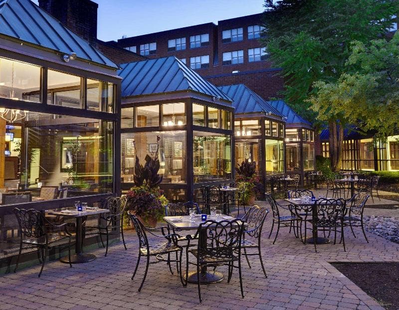 The Saratoga Hilton 4