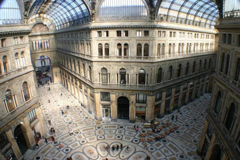 Art Resort Galleria Umberto 5