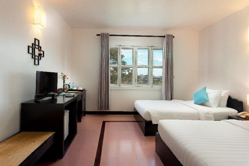 Frangipani Villa Hotel 5