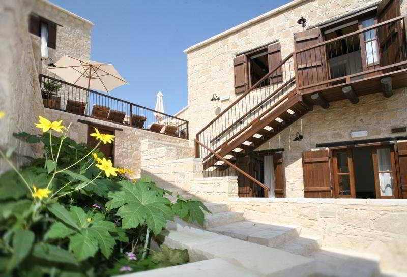 Leonidas Village Houses main