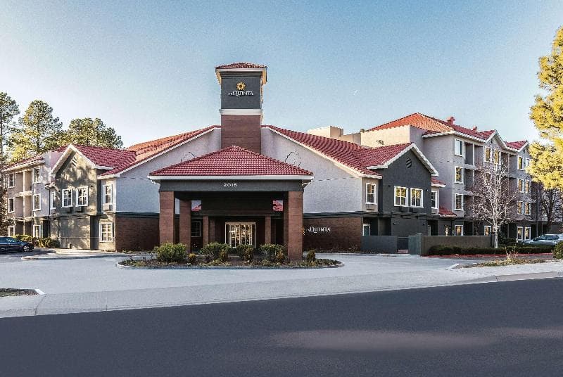 La Quinta Inn & Suites by Wyndham Flagstaff 2
