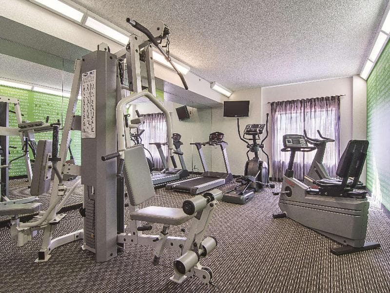 La Quinta Inn & Suites by Wyndham Phoenix Mesa West 2