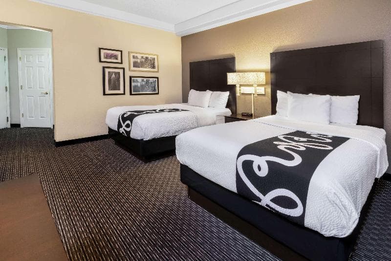 La Quinta Inn & Suites by Wyndham Mesa Superstition Springs 2