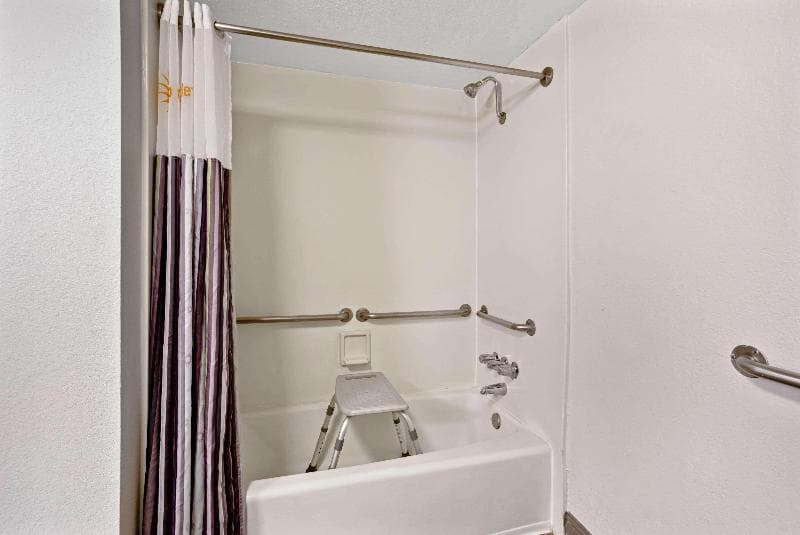 La Quinta Inn by Wyndham Tucson East 5
