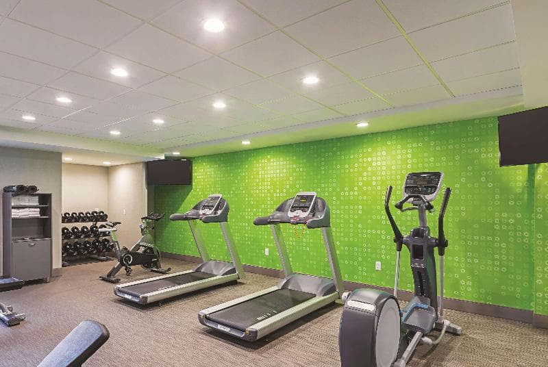 La Quinta Inn & Suites Wyndham Austin Near Domain photo 1