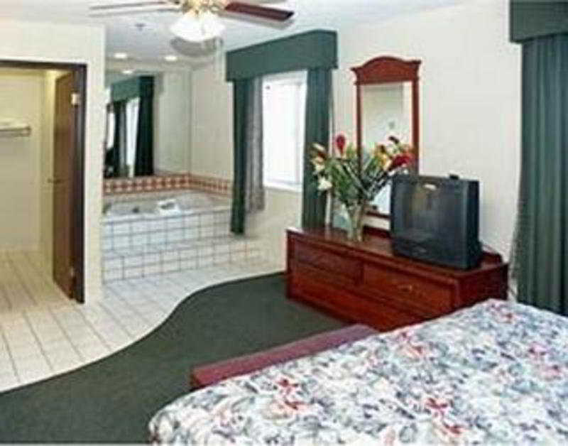 Motel 6 Dallas Northwest 3